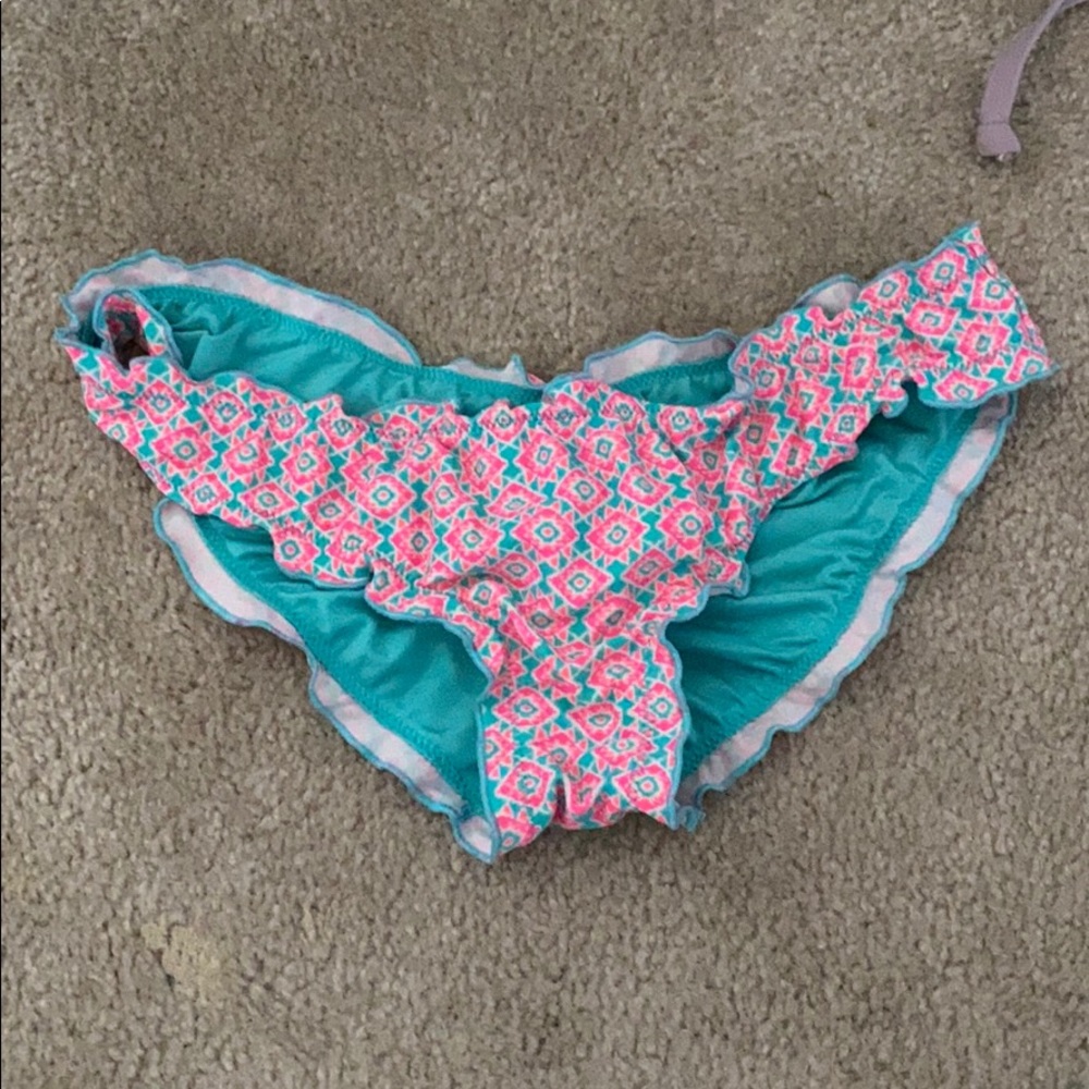 Scrunch bikini bottoms